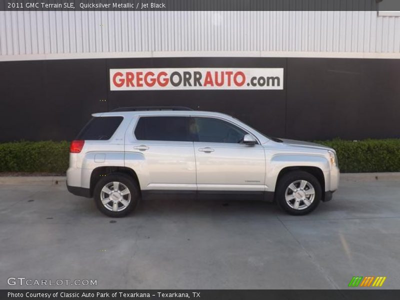 Quicksilver Metallic / Jet Black 2011 GMC Terrain SLE