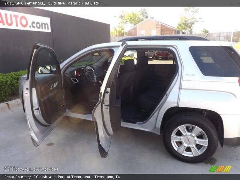 Quicksilver Metallic / Jet Black 2011 GMC Terrain SLE