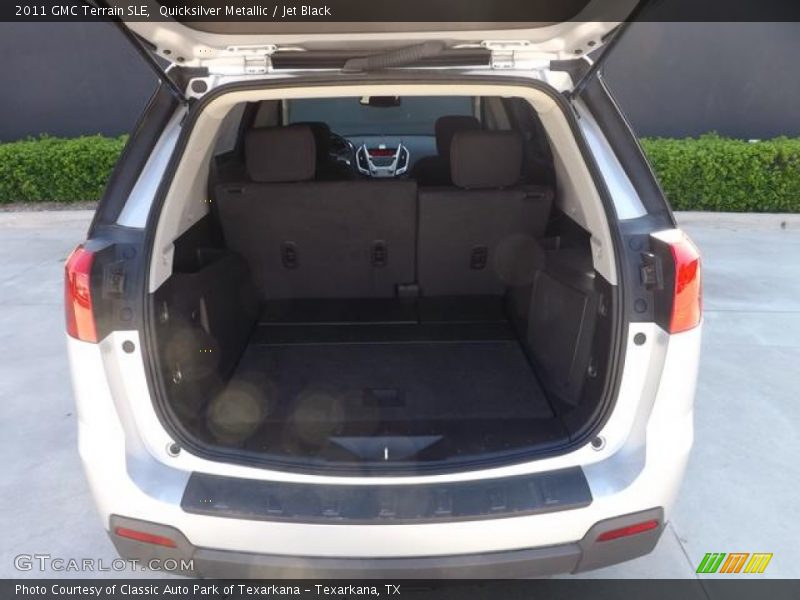 Quicksilver Metallic / Jet Black 2011 GMC Terrain SLE