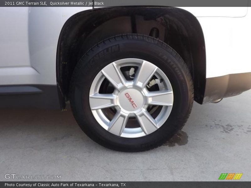 Quicksilver Metallic / Jet Black 2011 GMC Terrain SLE