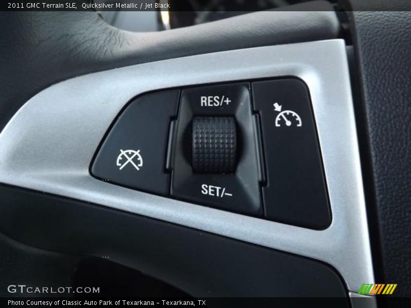 Quicksilver Metallic / Jet Black 2011 GMC Terrain SLE