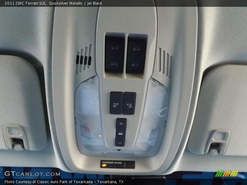 Quicksilver Metallic / Jet Black 2011 GMC Terrain SLE