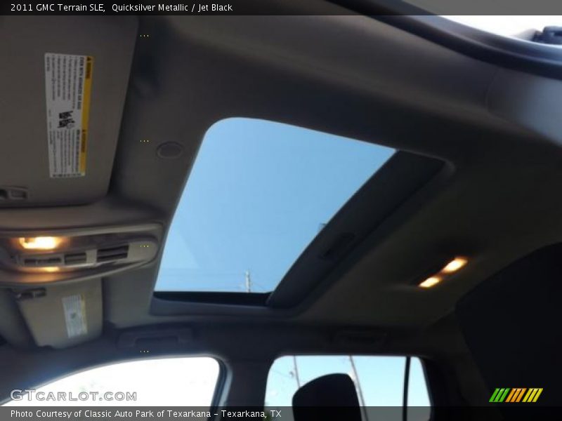Quicksilver Metallic / Jet Black 2011 GMC Terrain SLE