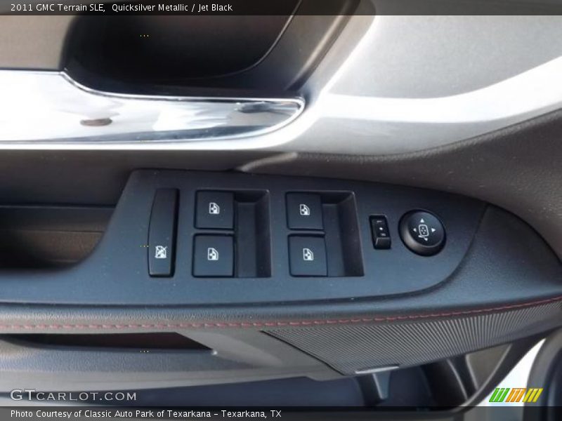 Quicksilver Metallic / Jet Black 2011 GMC Terrain SLE