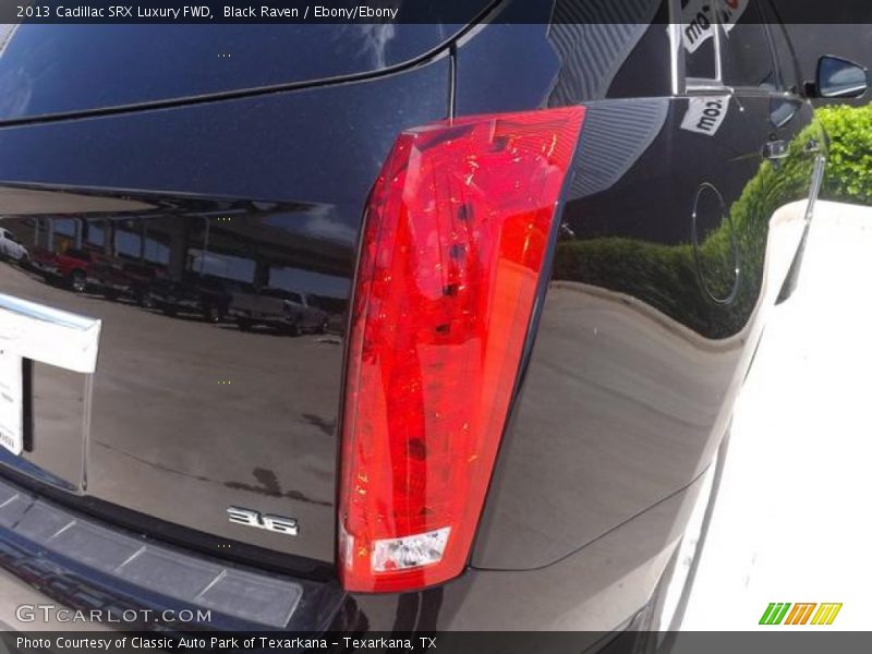 Black Raven / Ebony/Ebony 2013 Cadillac SRX Luxury FWD