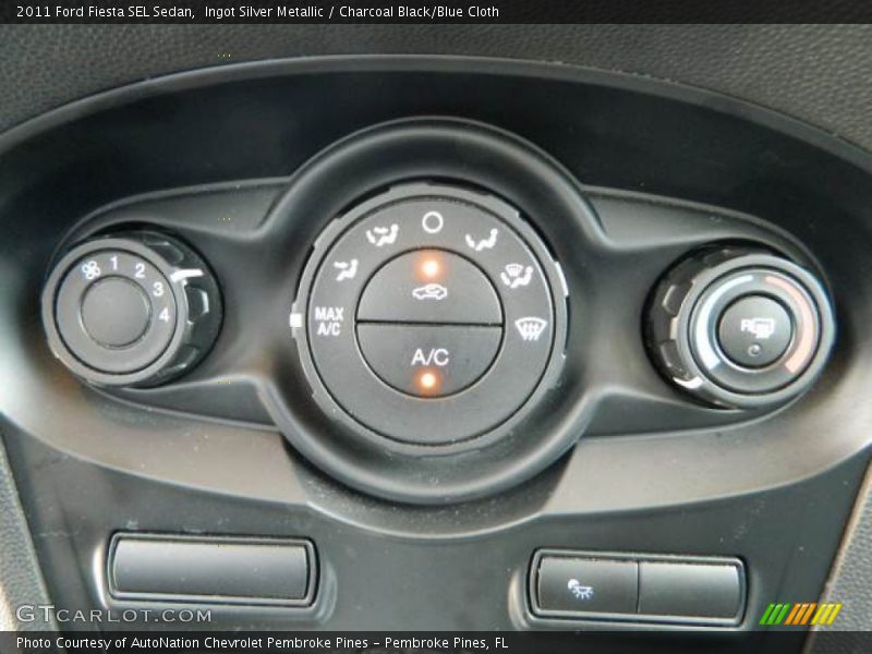 Ingot Silver Metallic / Charcoal Black/Blue Cloth 2011 Ford Fiesta SEL Sedan