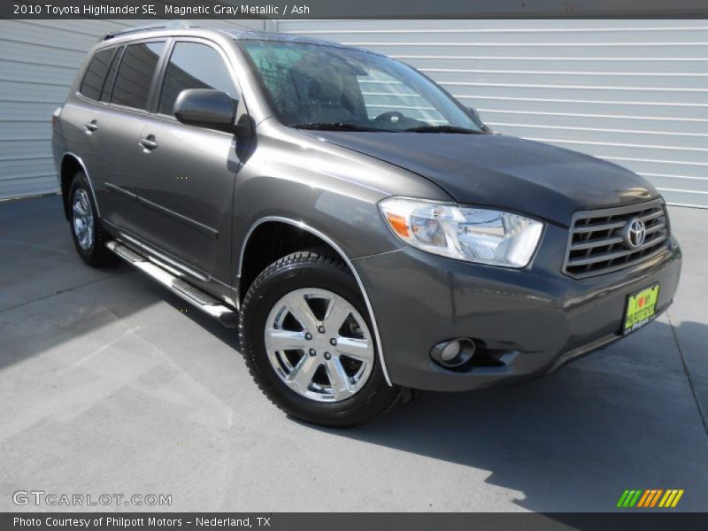 Magnetic Gray Metallic / Ash 2010 Toyota Highlander SE