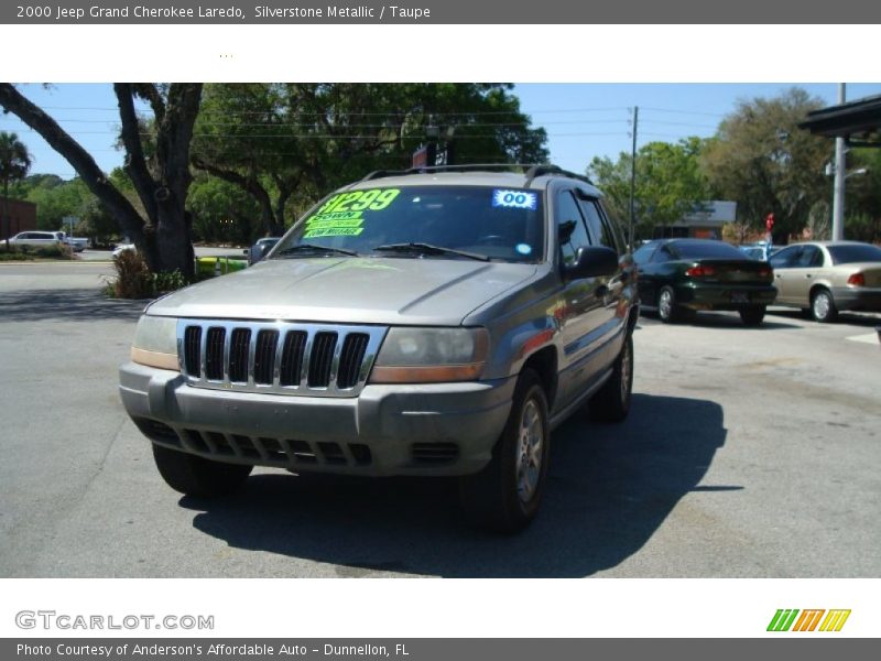 Silverstone Metallic / Taupe 2000 Jeep Grand Cherokee Laredo