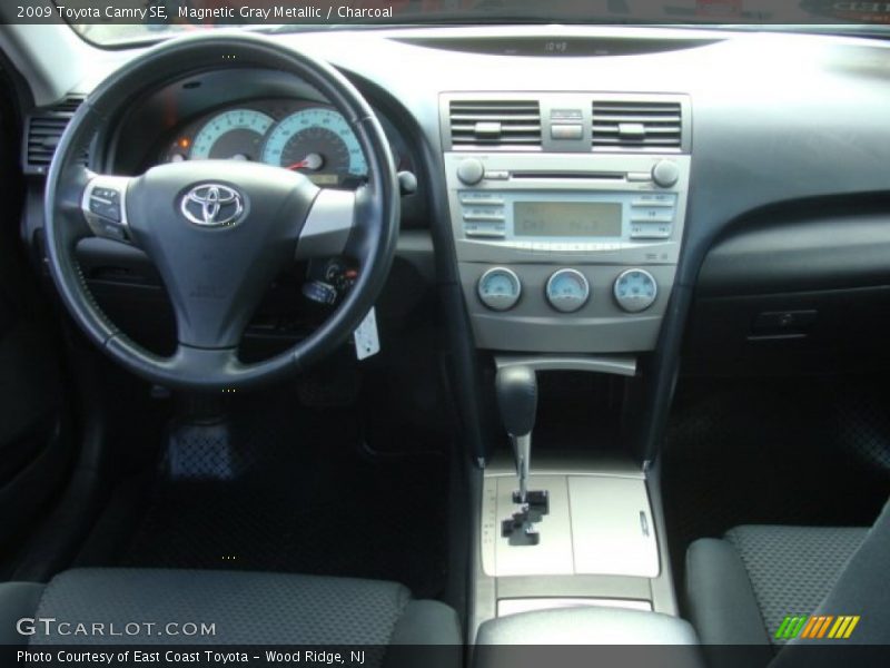 Magnetic Gray Metallic / Charcoal 2009 Toyota Camry SE