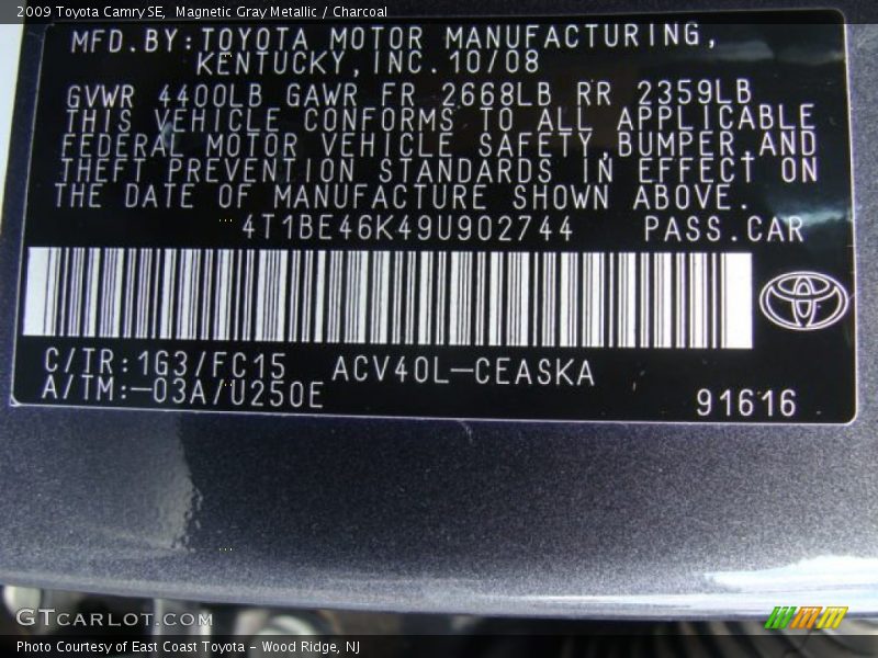 Magnetic Gray Metallic / Charcoal 2009 Toyota Camry SE