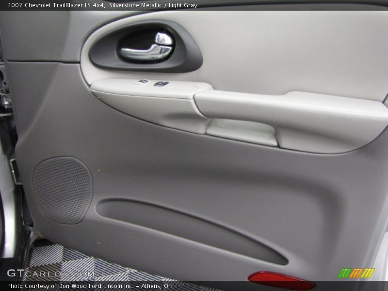 Silverstone Metallic / Light Gray 2007 Chevrolet TrailBlazer LS 4x4