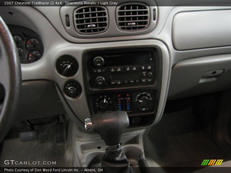 Silverstone Metallic / Light Gray 2007 Chevrolet TrailBlazer LS 4x4