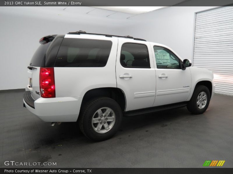Summit White / Ebony 2013 GMC Yukon SLE
