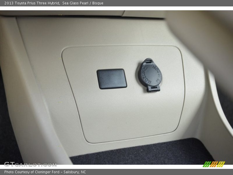 Sea Glass Pearl / Bisque 2013 Toyota Prius Three Hybrid