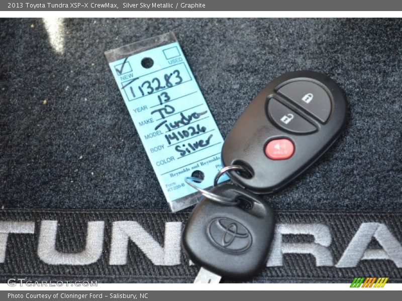 Silver Sky Metallic / Graphite 2013 Toyota Tundra XSP-X CrewMax