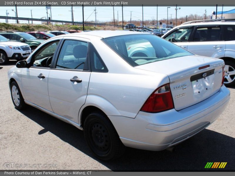 CD Silver Metallic / Dark Flint/Light Flint 2005 Ford Focus ZX4 SE Sedan
