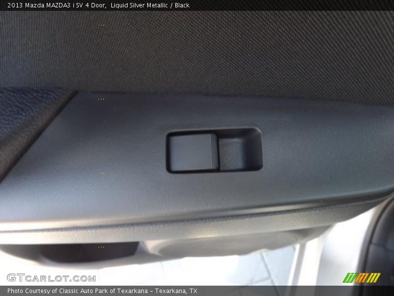 Liquid Silver Metallic / Black 2013 Mazda MAZDA3 i SV 4 Door