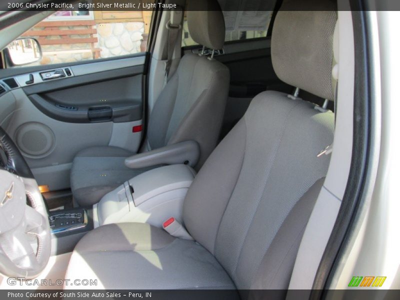 Bright Silver Metallic / Light Taupe 2006 Chrysler Pacifica