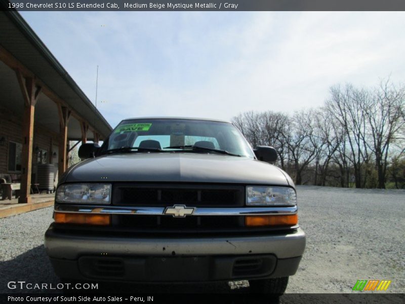 Medium Beige Mystique Metallic / Gray 1998 Chevrolet S10 LS Extended Cab