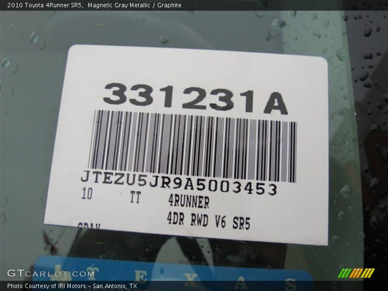Magnetic Gray Metallic / Graphite 2010 Toyota 4Runner SR5