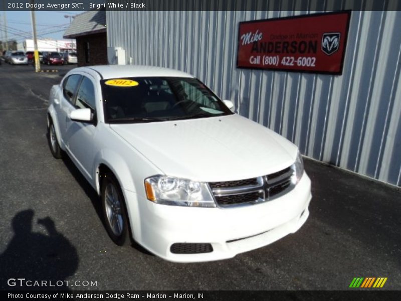 Bright White / Black 2012 Dodge Avenger SXT