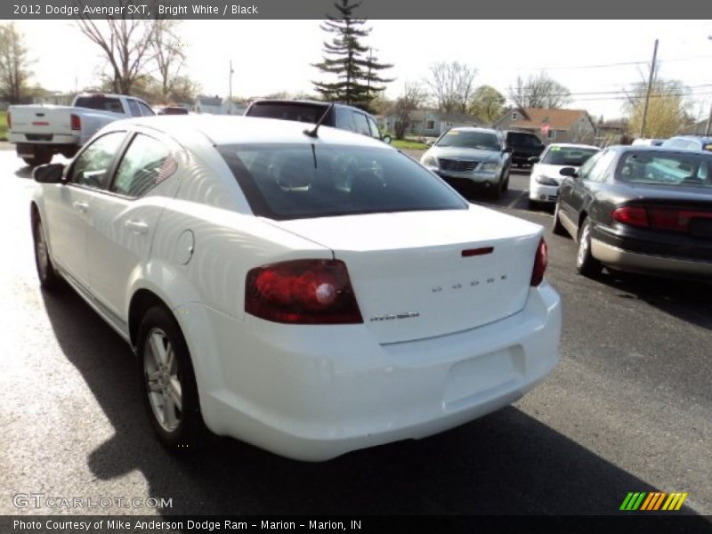 Bright White / Black 2012 Dodge Avenger SXT