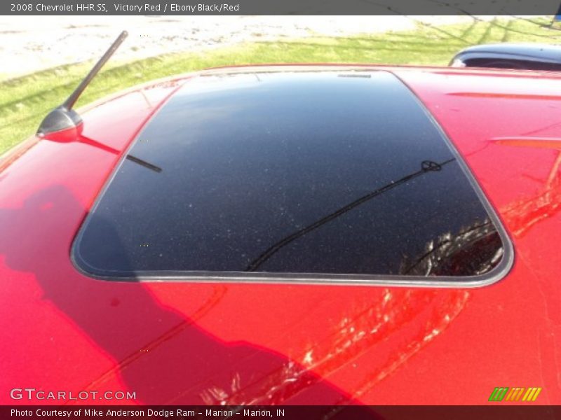 Sunroof of 2008 HHR SS