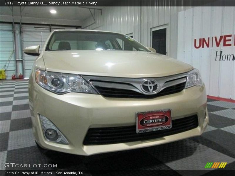 Sandy Beach Metallic / Ivory 2012 Toyota Camry XLE