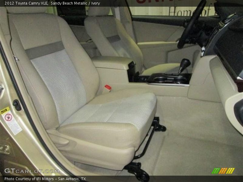 Sandy Beach Metallic / Ivory 2012 Toyota Camry XLE