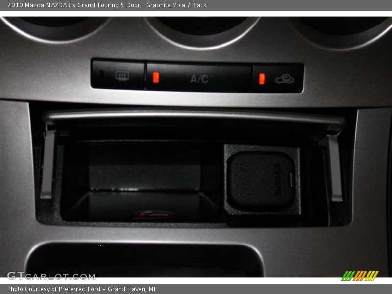 Graphite Mica / Black 2010 Mazda MAZDA3 s Grand Touring 5 Door