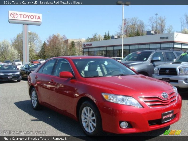 Barcelona Red Metallic / Bisque 2011 Toyota Camry XLE