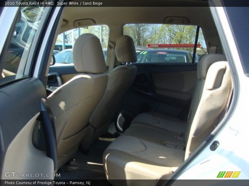 Super White / Sand Beige 2010 Toyota RAV4 I4 4WD