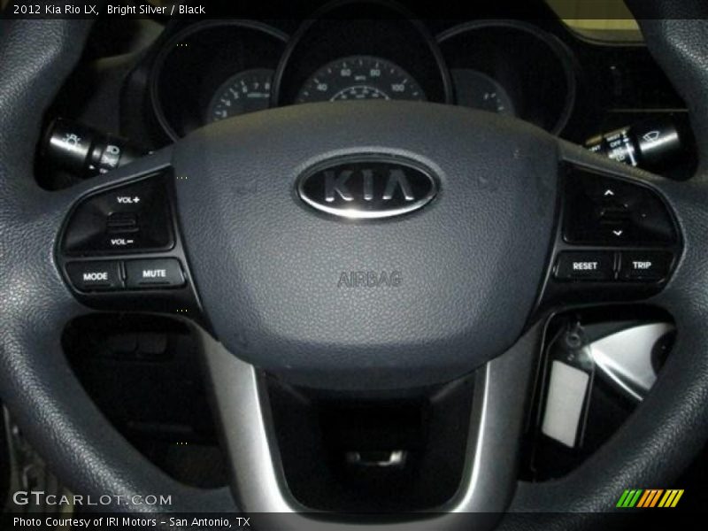 Bright Silver / Black 2012 Kia Rio LX