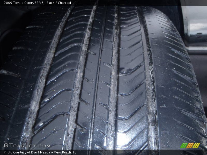 Black / Charcoal 2009 Toyota Camry SE V6