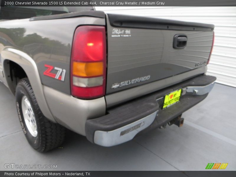 Charcoal Gray Metallic / Medium Gray 2000 Chevrolet Silverado 1500 LS Extended Cab 4x4