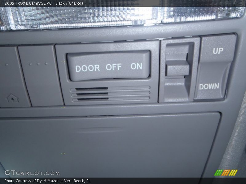 Black / Charcoal 2009 Toyota Camry SE V6
