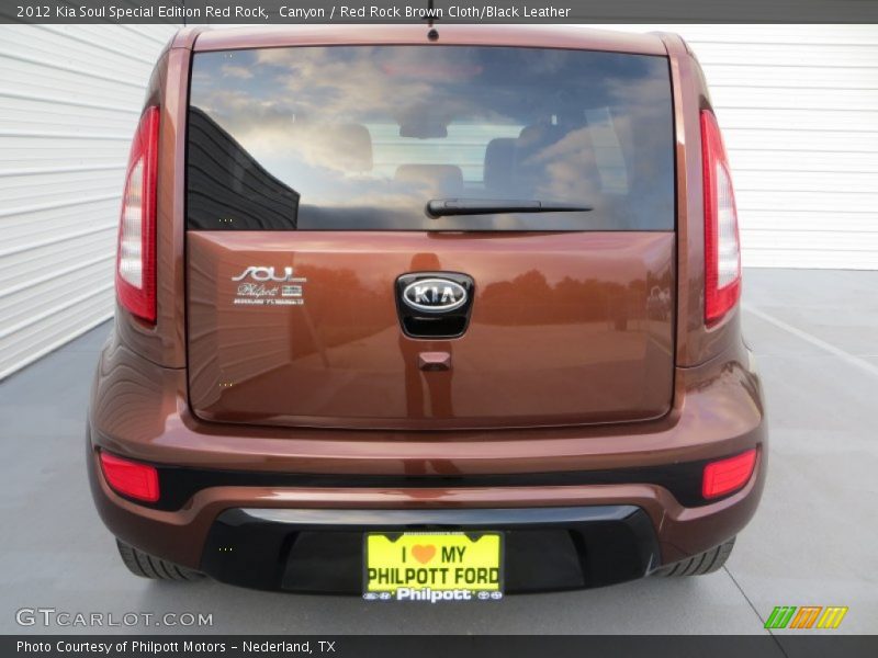 Canyon / Red Rock Brown Cloth/Black Leather 2012 Kia Soul Special Edition Red Rock