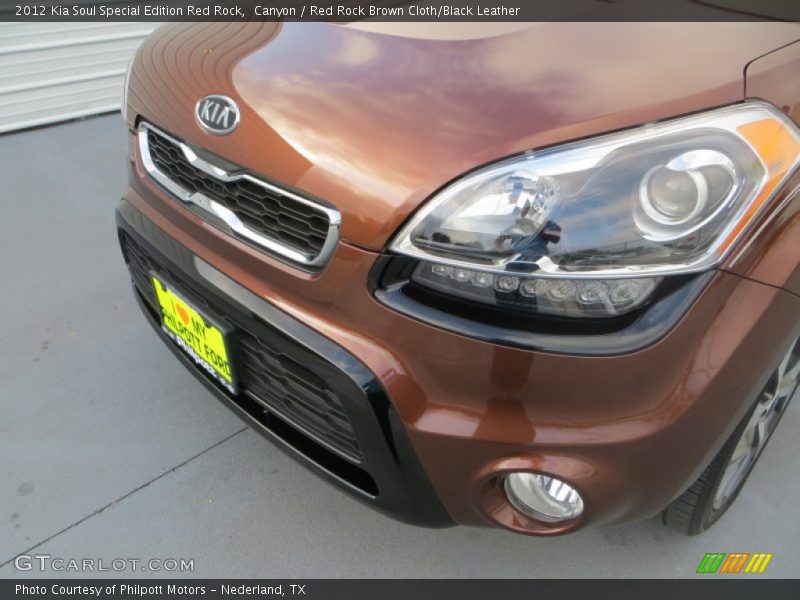 Canyon / Red Rock Brown Cloth/Black Leather 2012 Kia Soul Special Edition Red Rock