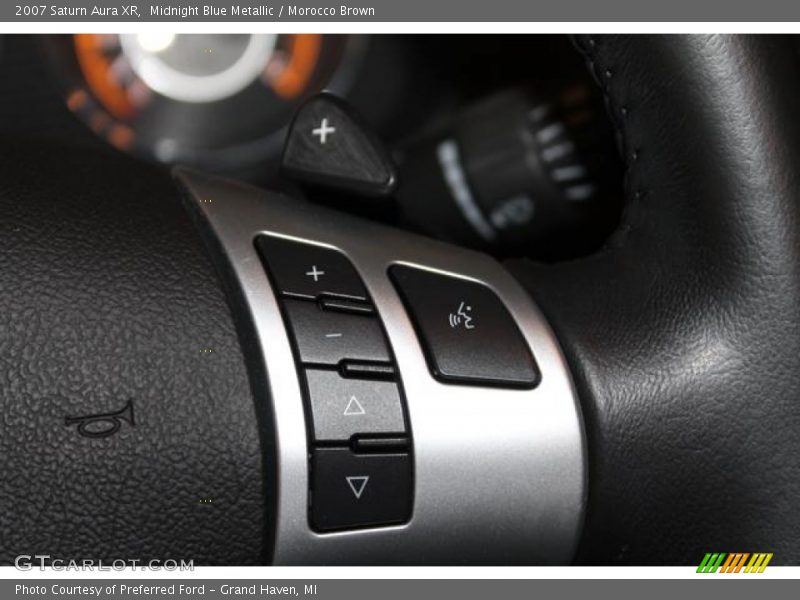 Midnight Blue Metallic / Morocco Brown 2007 Saturn Aura XR