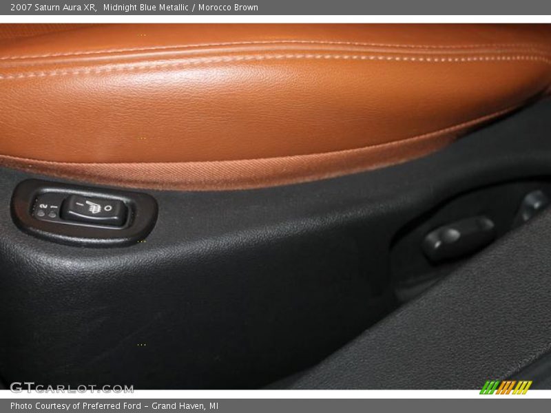 Midnight Blue Metallic / Morocco Brown 2007 Saturn Aura XR