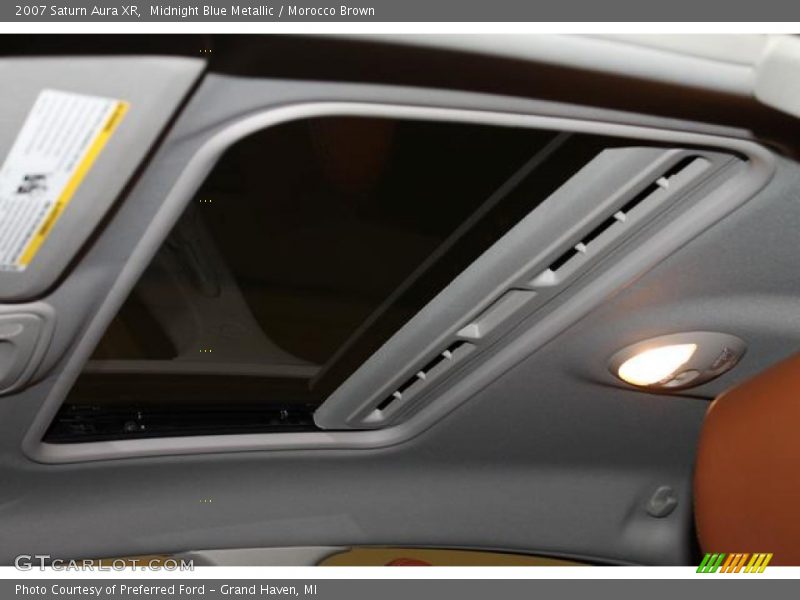 Midnight Blue Metallic / Morocco Brown 2007 Saturn Aura XR