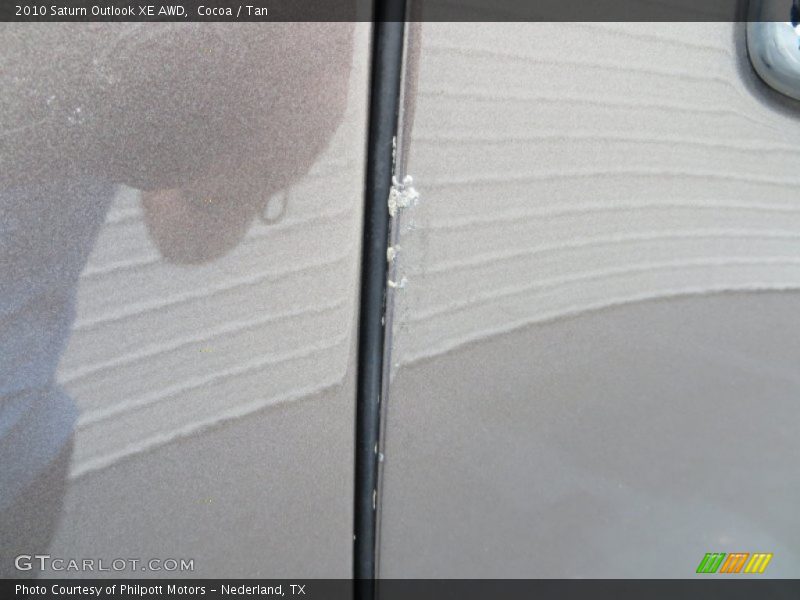 Cocoa / Tan 2010 Saturn Outlook XE AWD