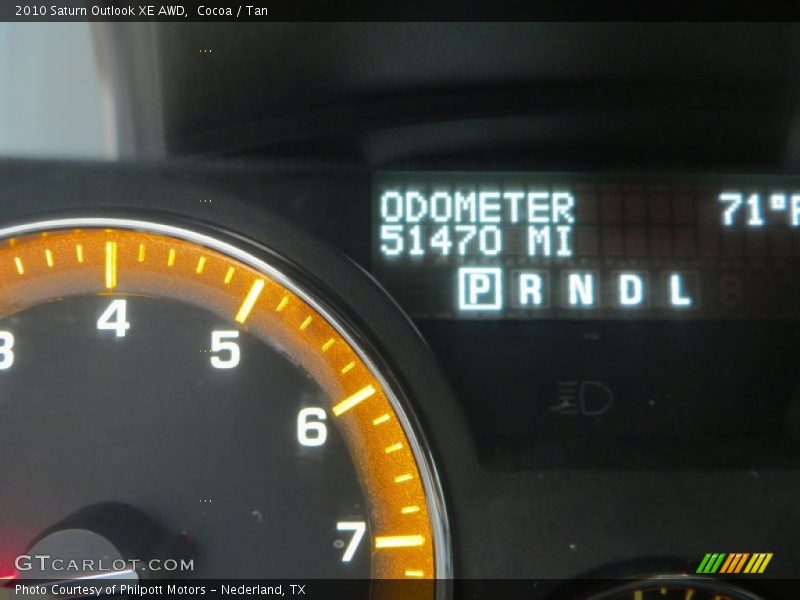 Cocoa / Tan 2010 Saturn Outlook XE AWD