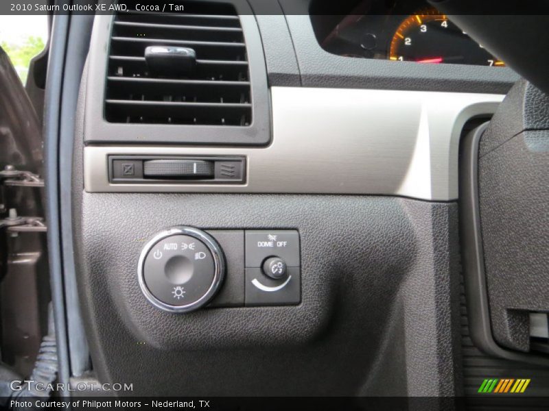 Cocoa / Tan 2010 Saturn Outlook XE AWD