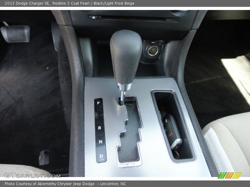 Redline 3 Coat Pearl / Black/Light Frost Beige 2013 Dodge Charger SE
