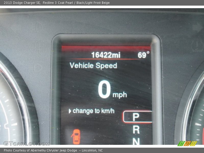 Redline 3 Coat Pearl / Black/Light Frost Beige 2013 Dodge Charger SE