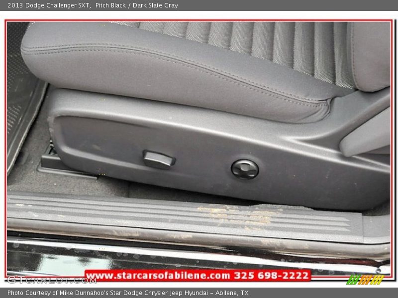 Pitch Black / Dark Slate Gray 2013 Dodge Challenger SXT
