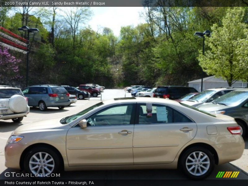 Sandy Beach Metallic / Bisque 2010 Toyota Camry XLE