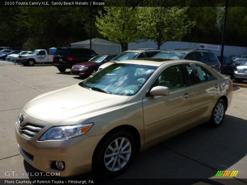 Sandy Beach Metallic / Bisque 2010 Toyota Camry XLE