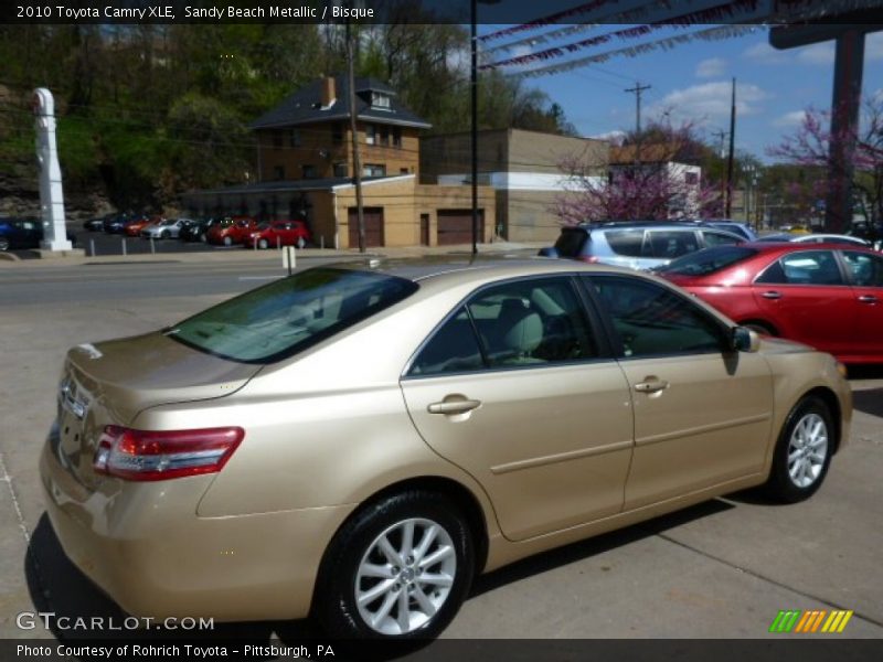 Sandy Beach Metallic / Bisque 2010 Toyota Camry XLE
